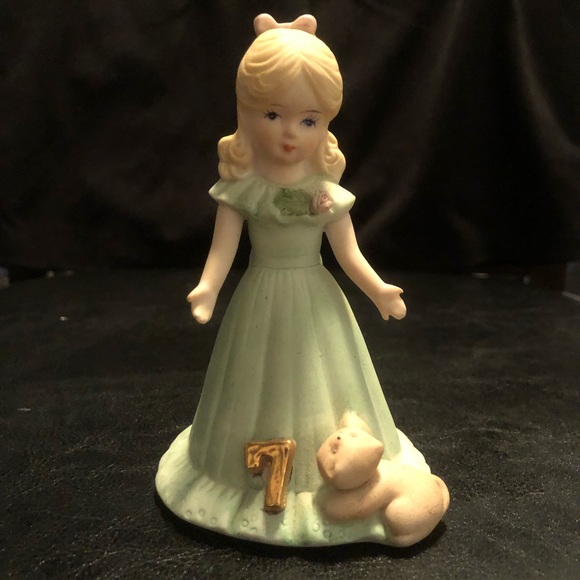 Vintage Age 7 Enesco Growing Up Girls - Blonde figurines - Picture 1 of 10